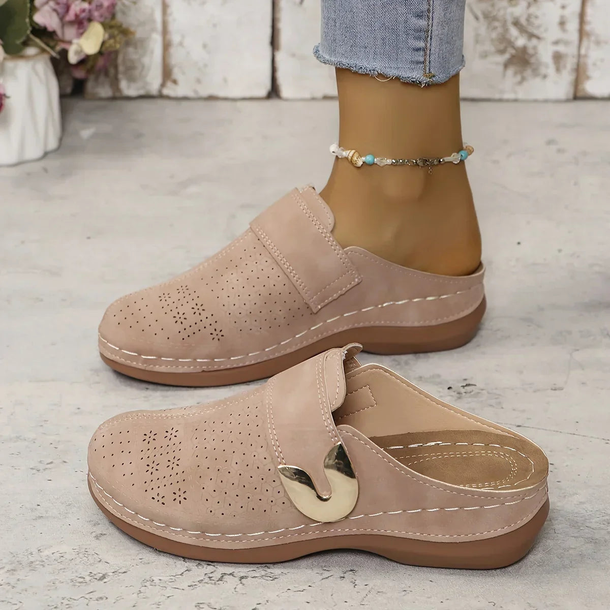Caprielle | Chic Supportive Wedge Sandals