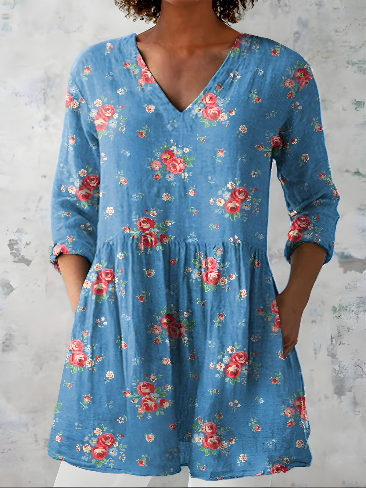 Britney Ditsy Floral Tunic in Blue