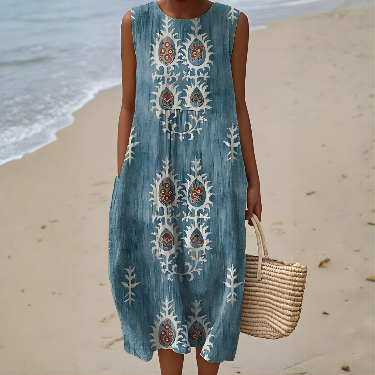 Fenna Medallion Midi Dress in Blue