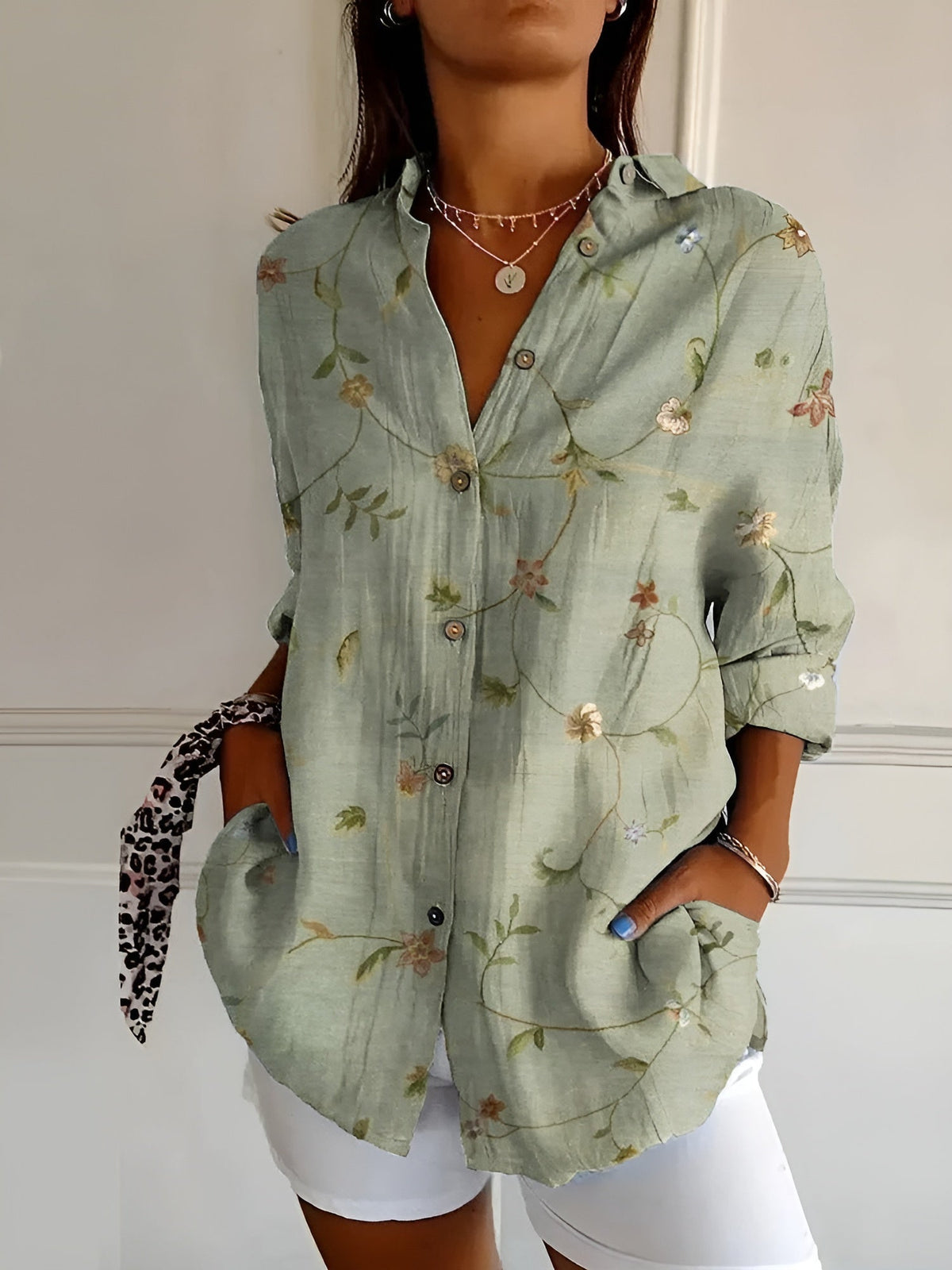 Lou Vine Print Shirt in Green