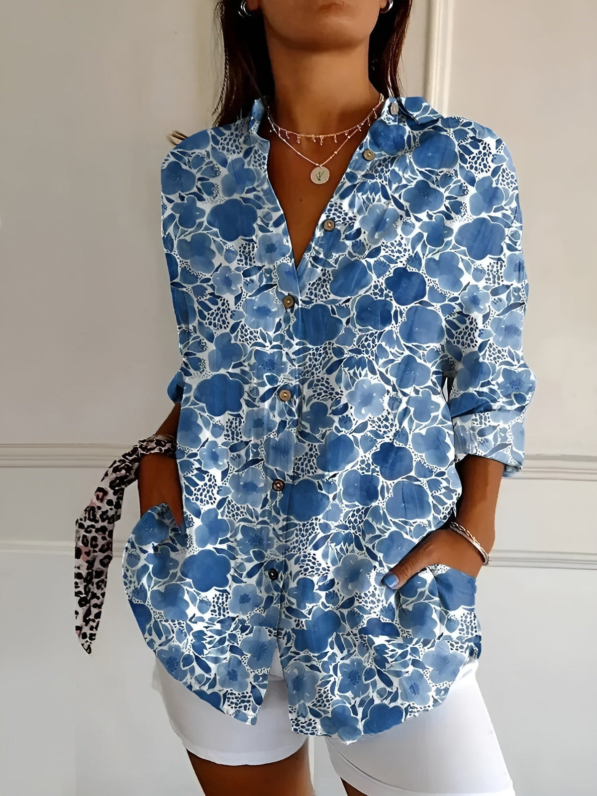 Lou Vine Print Shirt in Dark Blue Flower
