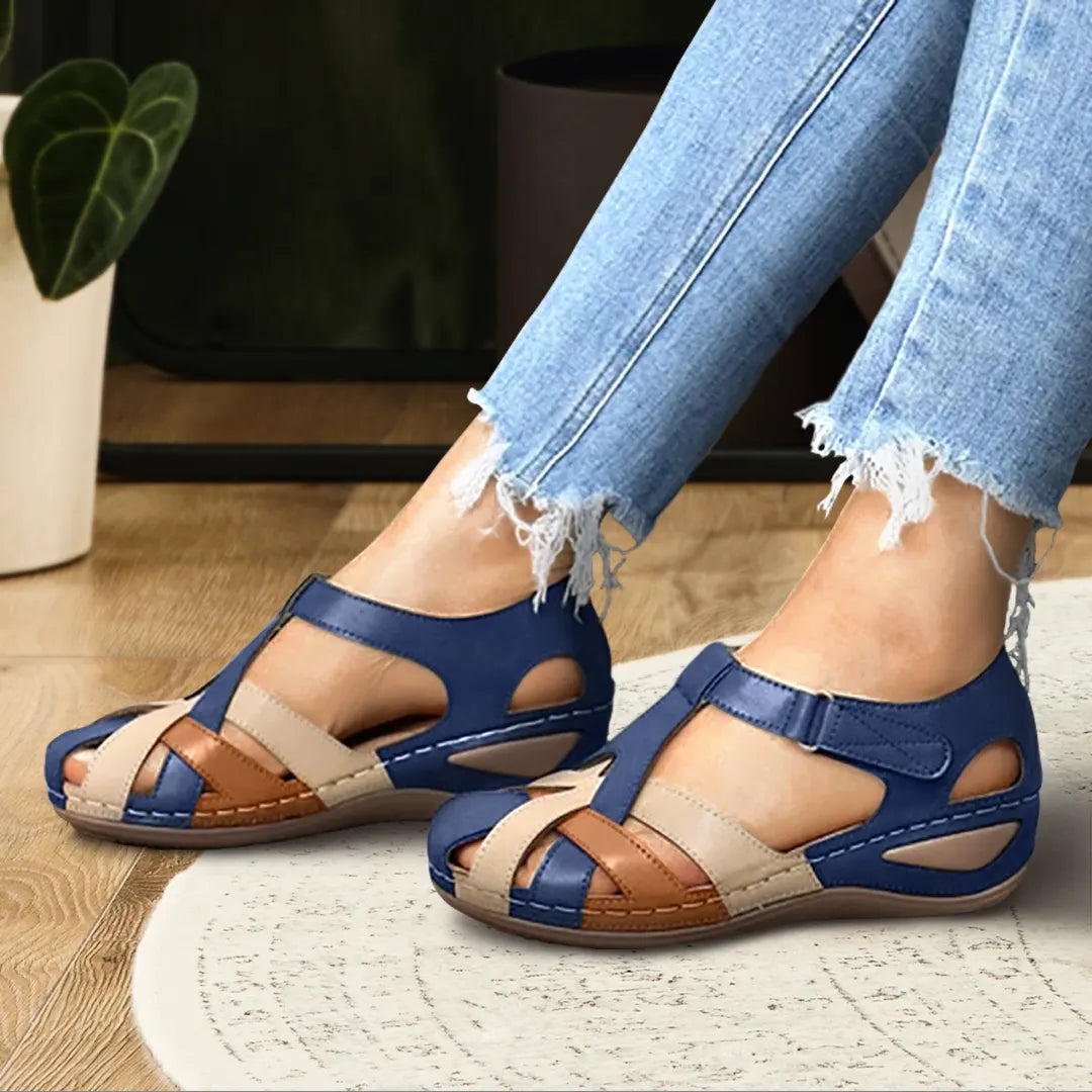 Starla Colour-Block Closed-Toe Sandals in Blue